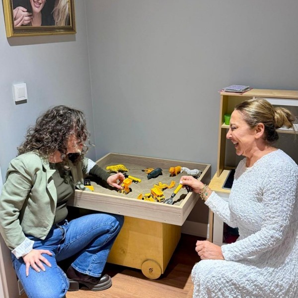 Prof. Dr. Ayten Erdoğan: Çocuk, Ergen ve Erişkin Psikiyatrisi